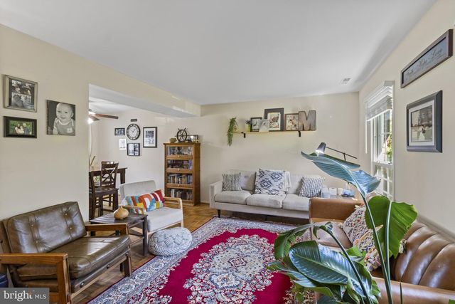 1435 CROFTON PKWY, Crofton, MD 21114