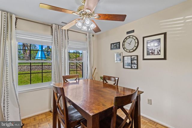 1435 CROFTON PKWY, Crofton, MD 21114