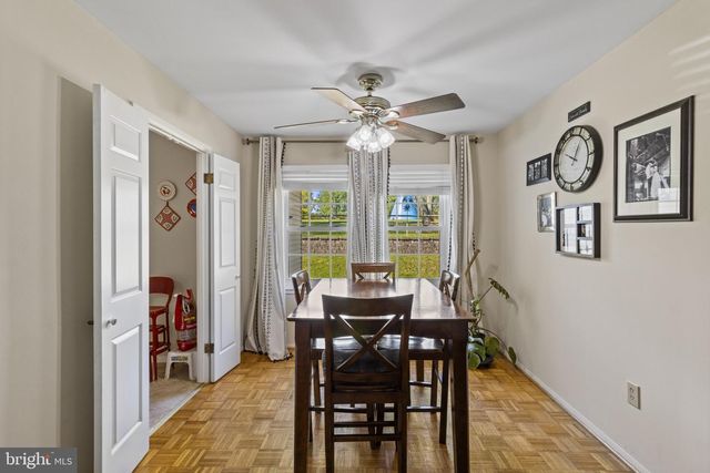 1435 CROFTON PKWY, Crofton, MD 21114
