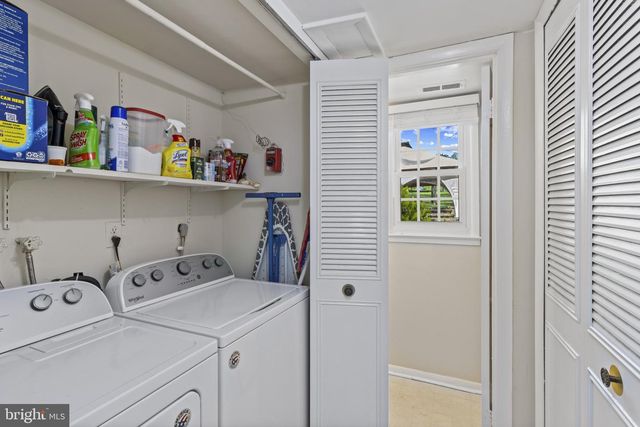 1435 CROFTON PKWY, Crofton, MD 21114