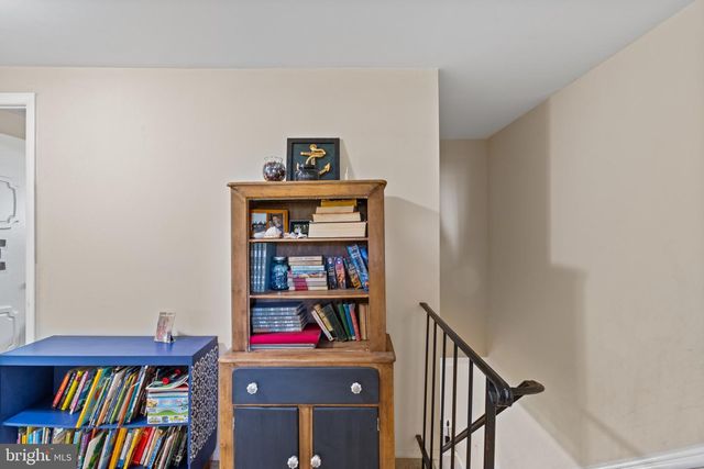 1435 CROFTON PKWY, Crofton, MD 21114