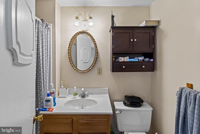 1435 CROFTON PKWY, Crofton, MD 21114