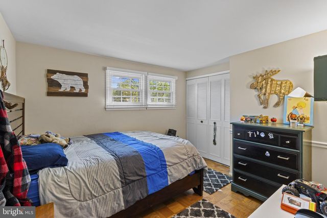 1435 CROFTON PKWY, Crofton, MD 21114