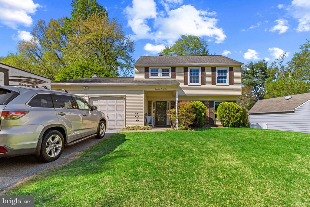 1435 CROFTON PKWY, Crofton, MD 21114