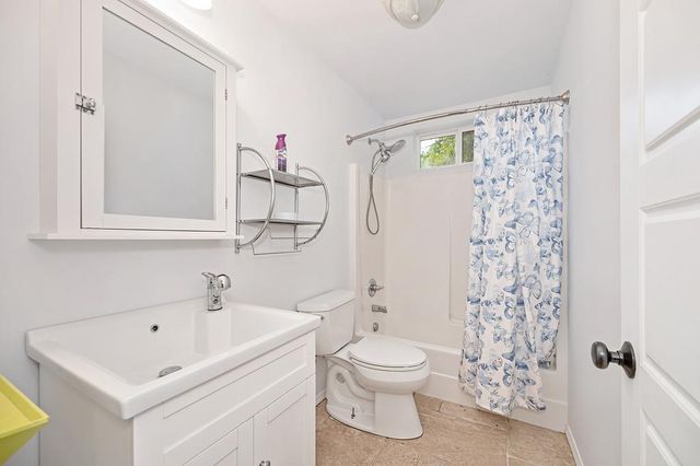 1380 Loka Ln, Greenwood, CA 95635