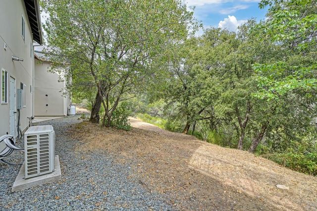 1380 Loka Ln, Greenwood, CA 95635
