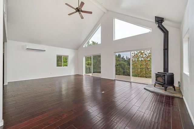 1380 Loka Ln, Greenwood, CA 95635