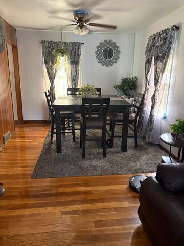 3541 Peoria Street, Steger, IL 60475