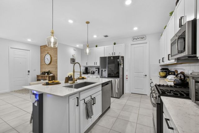 1333 Haywagon Trail, Loxahatchee, FL 33470