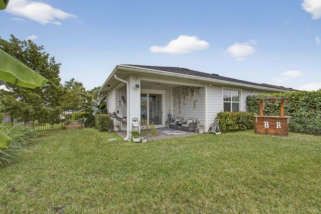 1333 Haywagon Trail, Loxahatchee, FL 33470