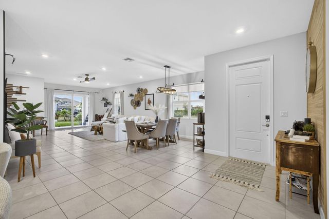 1333 Haywagon Trail, Loxahatchee, FL 33470