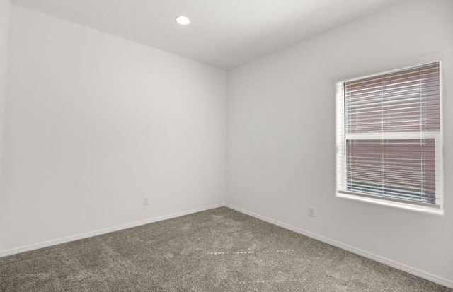 292 Prism Avenue SW, Rio Rancho, NM 87124