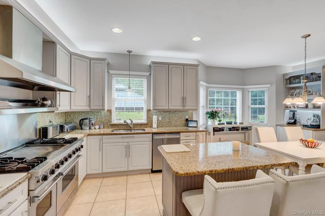 116 Washington Avenue, Port Jefferson Station, NY 11776