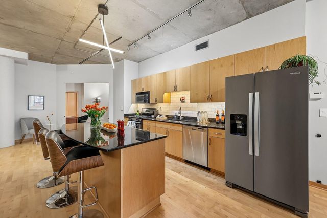 212 N 1st Street 306, Minneapolis, MN 55401