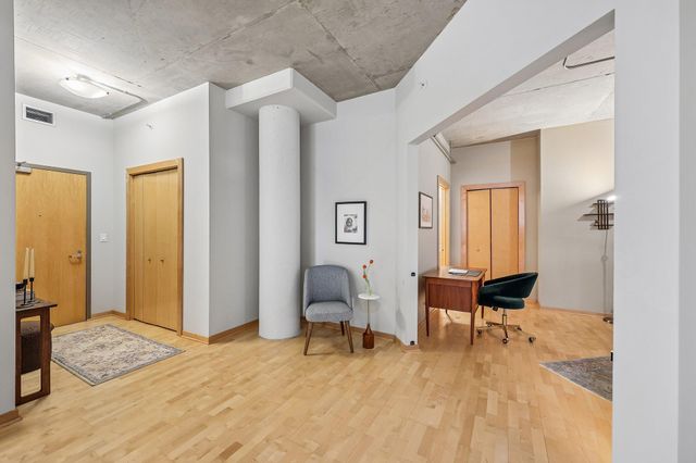 212 N 1st Street 306, Minneapolis, MN 55401