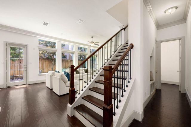 6703 Saxton Manor Street, Houston, TX 77055