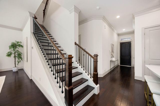 6703 Saxton Manor Street, Houston, TX 77055