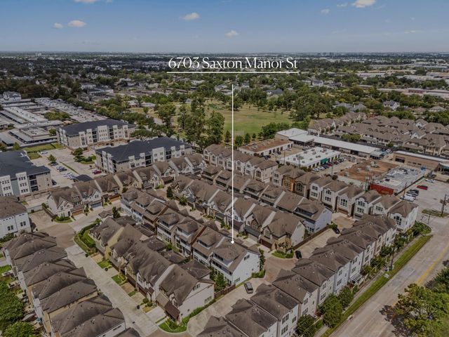 6703 Saxton Manor Street, Houston, TX 77055