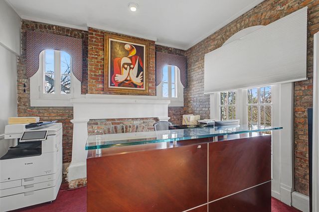 1233 17th Ave, S, Nashville, TN 37212
