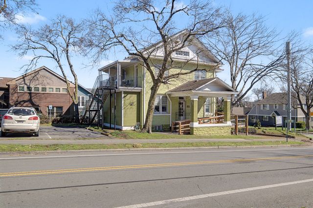 1233 17th Ave, S, Nashville, TN 37212