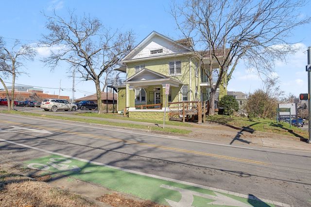 1233 17th Ave, S, Nashville, TN 37212
