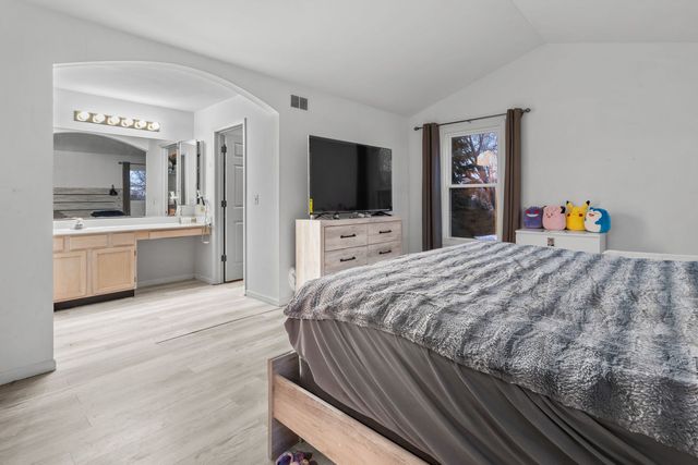 681 Majestic Drive, Algonquin, IL 60102