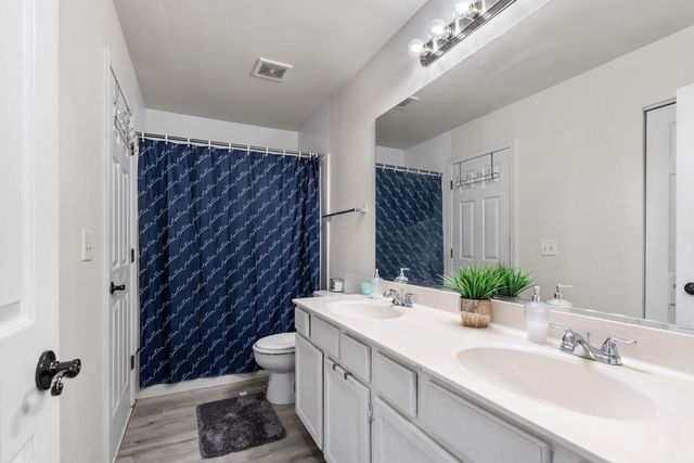 681 Majestic Drive, Algonquin, IL 60102