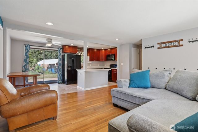 5023 161st Place SW, Edmonds, WA 98026