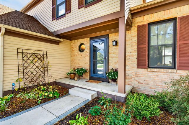 1647 Preston Woods Court, Columbus, OH 43235