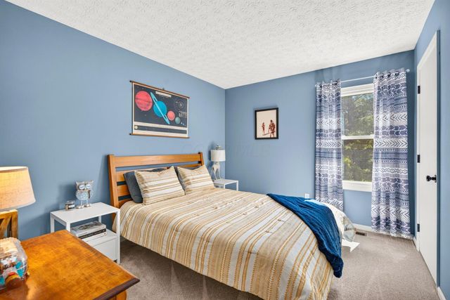 1647 Preston Woods Court, Columbus, OH 43235