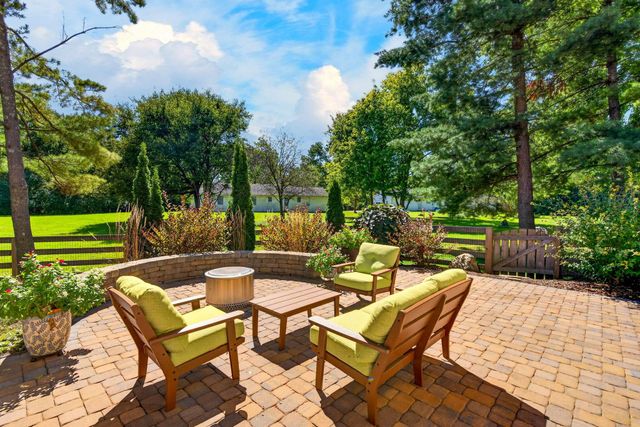 1647 Preston Woods Court, Columbus, OH 43235