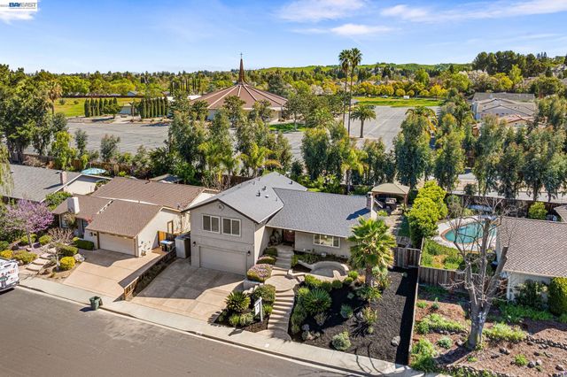 884 Bonita Ave, Pleasanton, CA 94566