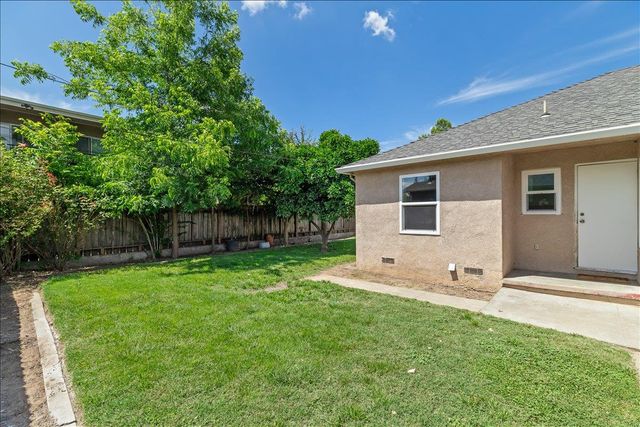 414 Concord St, Lodi, CA 95240