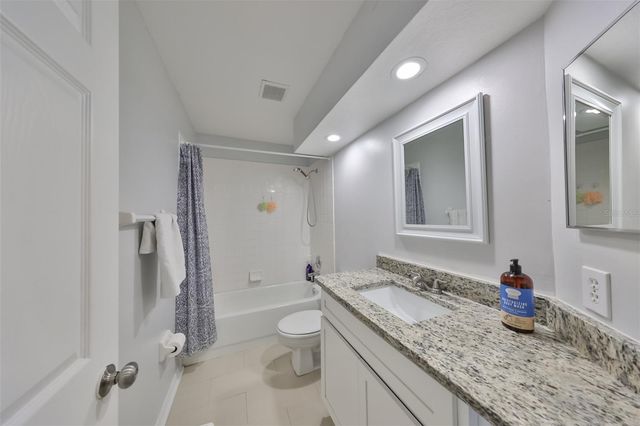 1204 SAWDUST COURT, Valrico, FL 33596