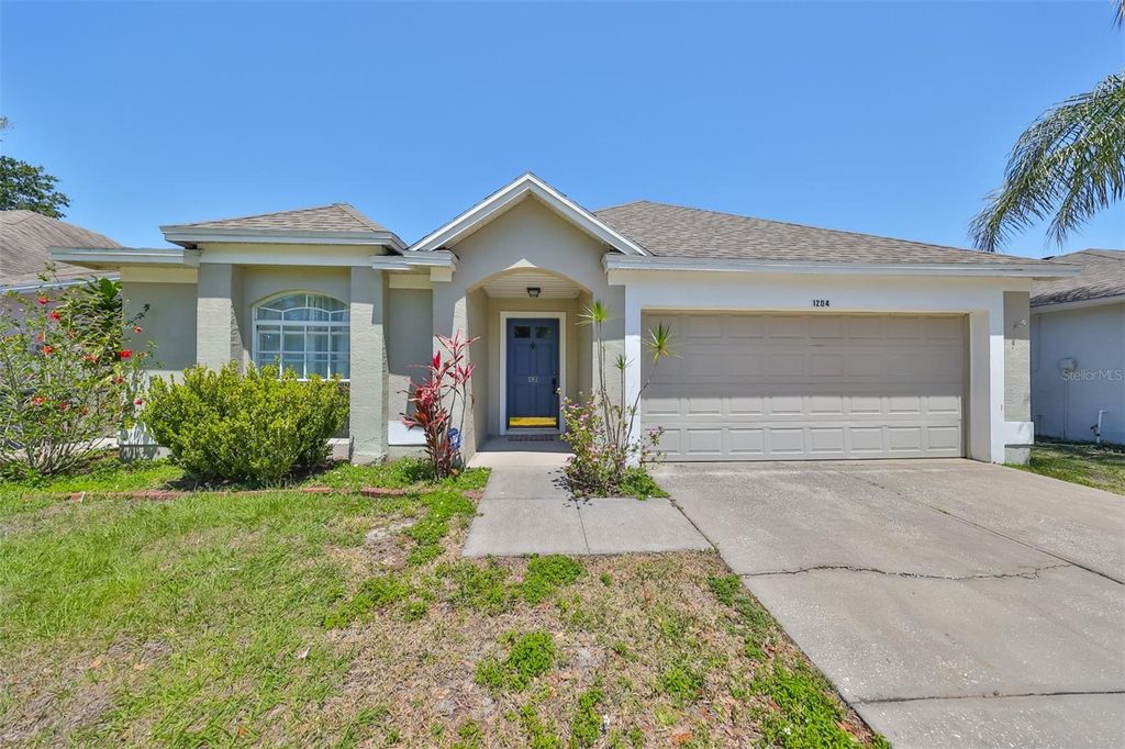 1204 SAWDUST COURT, Valrico, FL 33596