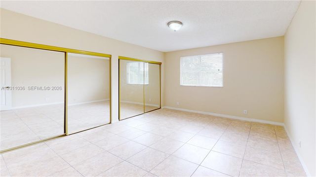 897 Briar Ridge Rd 897, Weston, FL 33327