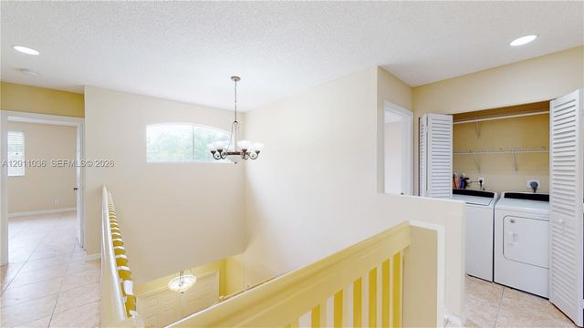 897 Briar Ridge Rd 897, Weston, FL 33327