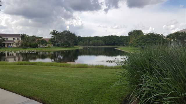 897 Briar Ridge Rd 897, Weston, FL 33327