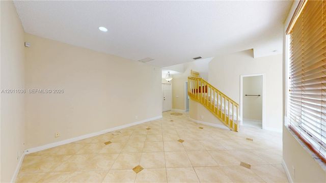 897 Briar Ridge Rd 897, Weston, FL 33327