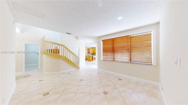 897 Briar Ridge Rd 897, Weston, FL 33327