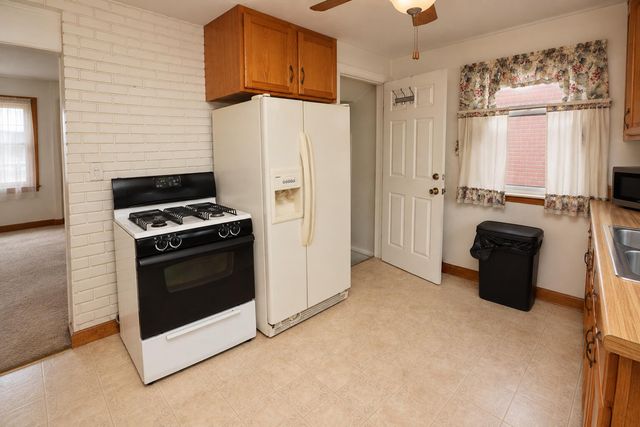 1754 Markese Avenue, Lincoln Park City, MI 48146