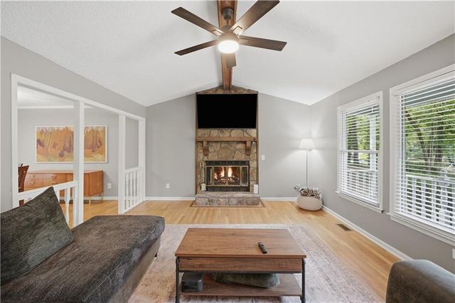 6166 Picketts Ridge NW, Acworth, GA 30101