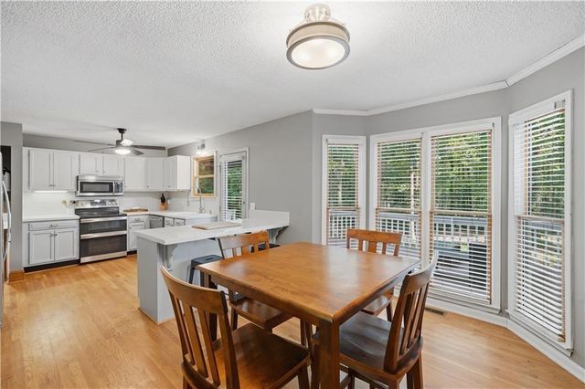6166 Picketts Ridge NW, Acworth, GA 30101