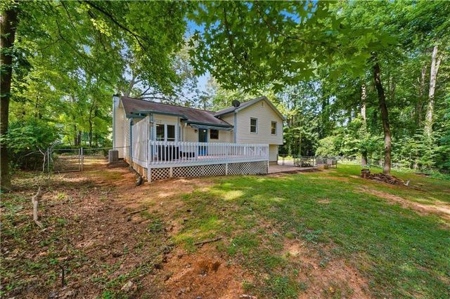 6166 Picketts Ridge NW, Acworth, GA 30101
