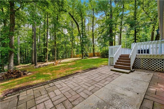 6166 Picketts Ridge NW, Acworth, GA 30101