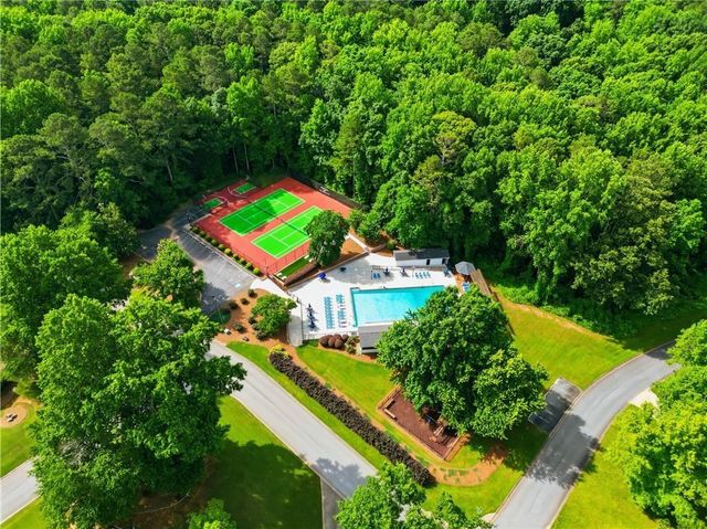 6166 Picketts Ridge NW, Acworth, GA 30101
