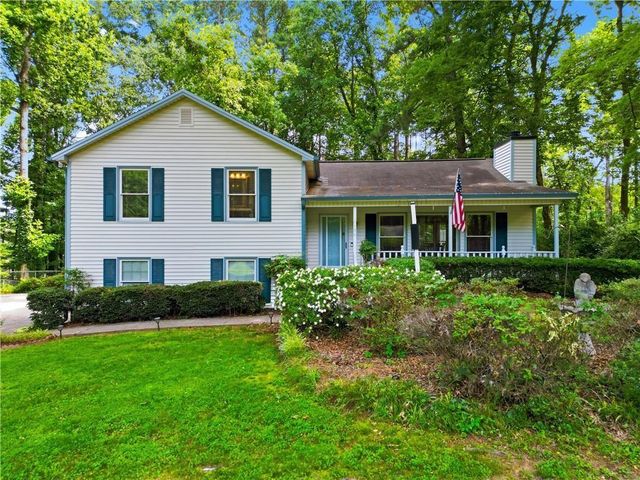 6166 Picketts Ridge NW, Acworth, GA 30101