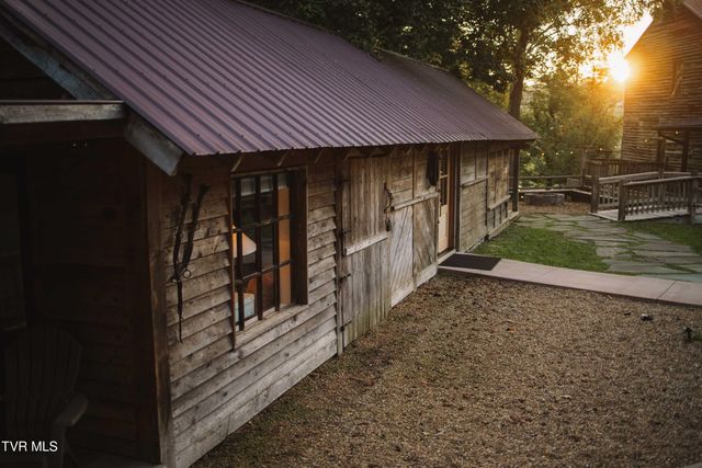 21405 Parks Mill Road, Abingdon, VA 24211