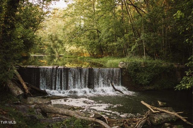 21405 Parks Mill Road, Abingdon, VA 24211