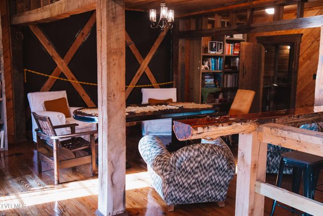 21405 Parks Mill Road, Abingdon, VA 24211